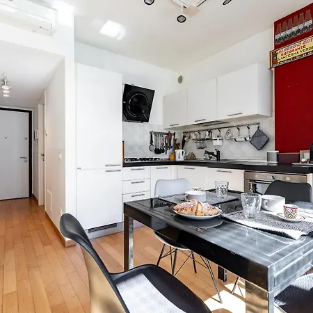 Apartment Il Rifugio Sospeso - Relax A 400mt M1 Gambara Milan